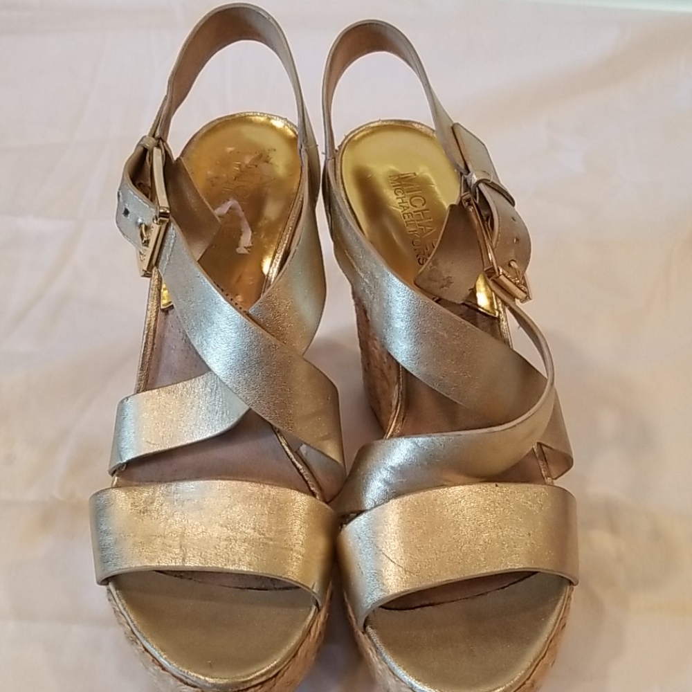 Womens shoes
